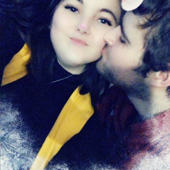 Meet your Posher, Isabelle - Picture 1 of 1